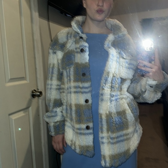 Sherpa Cardigan - Picture 6 of 8